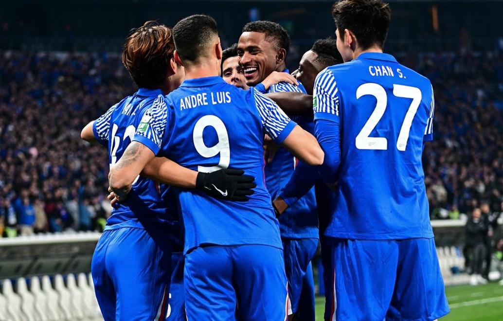 安全信誉导航锐不可当首场状态出色，快船观众沸腾！，莱万多夫斯基重返赛场上演精彩一战